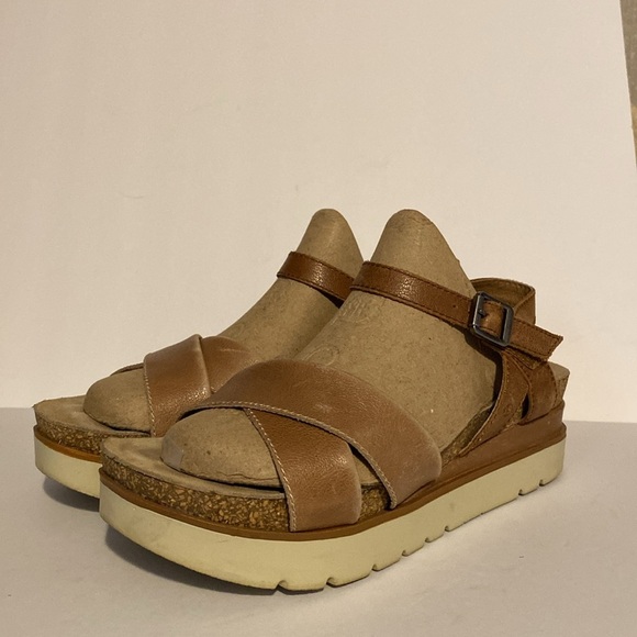 Josef Seibel Clea 10 Tan Platform Leather Sandals - Picture 2 of 11